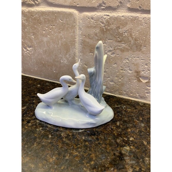 NAO Other - VTG NAO Lladro 3 Geese Porcelain Figurine EUC